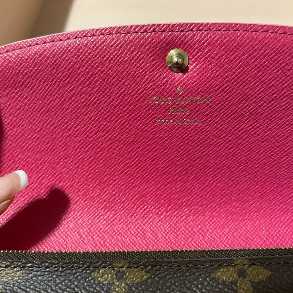 ✨SOLD✨Louis Vuitton Monogram Bloom Flower Emilie Wallet / Clutch - Picture 11 of 13